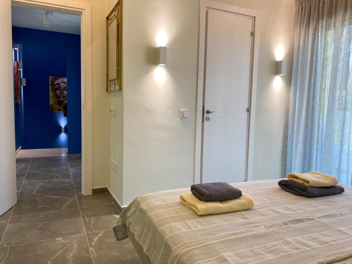 Luxury Villa Roma Near The Beach Coral Bay Exterior foto